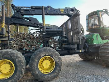 JOHN DEERE 1910G6 media