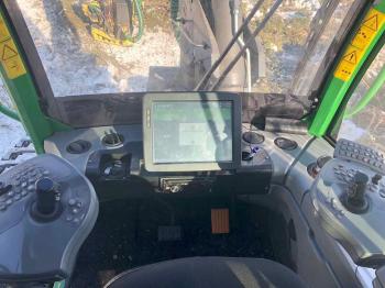 JOHN DEERE 1270G 8W1 media